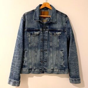 EUC American Eagle Cotton Flex Denim Jacket size Medium